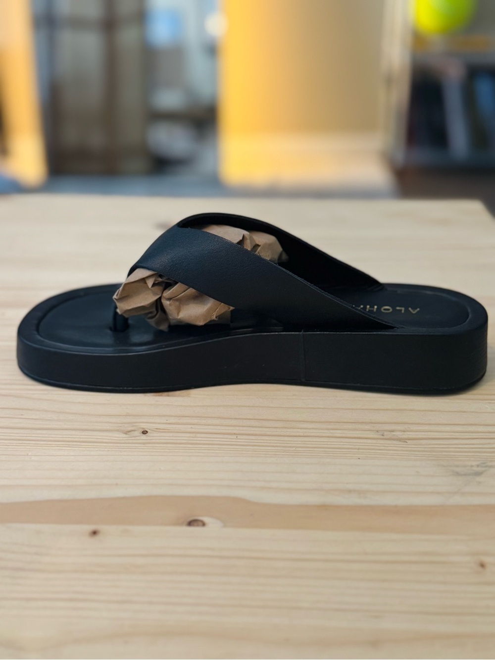 ALOHAS Black Leather Thong Sandals - Picture 6 of 8